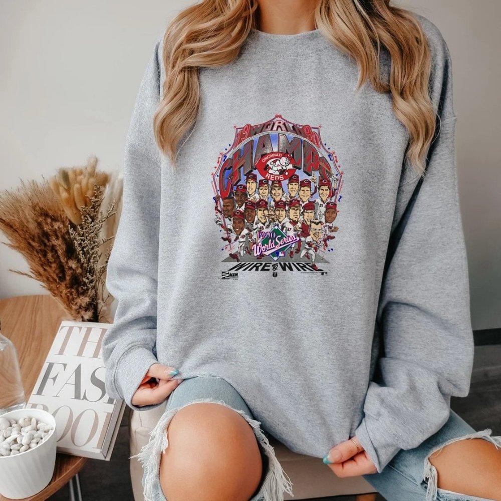 Cincinnati Reds 1990 World Series Champions Graphic Crewneck Sweatshirt